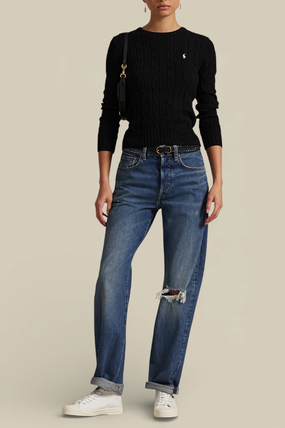 תמונת כל הלוק של סריג